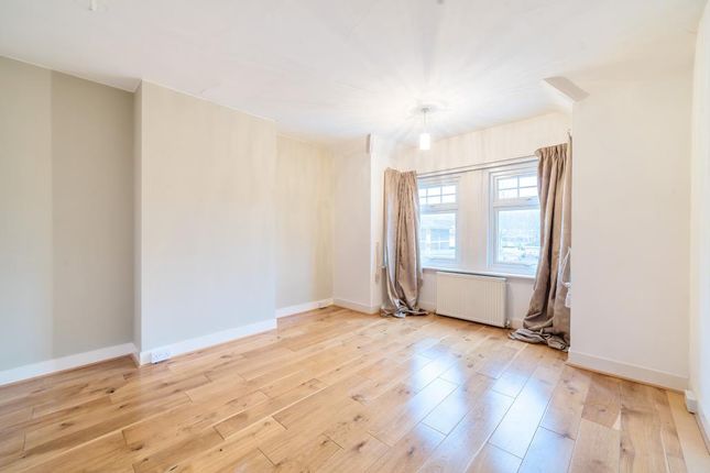 Semi-detached house to rent in Basingstoke, Hampshire