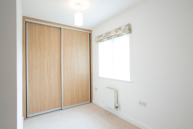 Town house to rent in Stag Lane, Berkhamsted