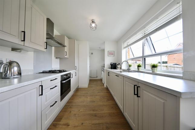 70, Jack Harrison Avenue, Cottingham photo 4