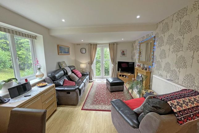 96A, Grantley Gardens, Plymouth photo 3