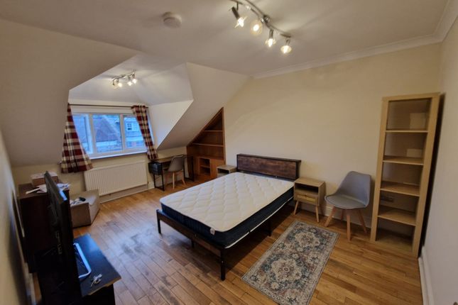 Thumbnail Shared accommodation to rent in Hornsey Rise Gardens, London
