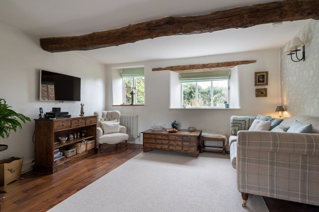 Cottage for sale in High Street, Weston Underwood, Buckinghamshire