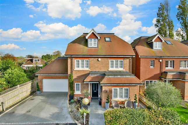Detached house for sale in Hanbury Mews, Shirley, Croydon, Surrey