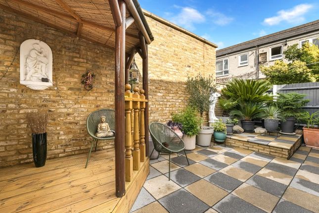 1a, Colsterworth Road, London photo 4