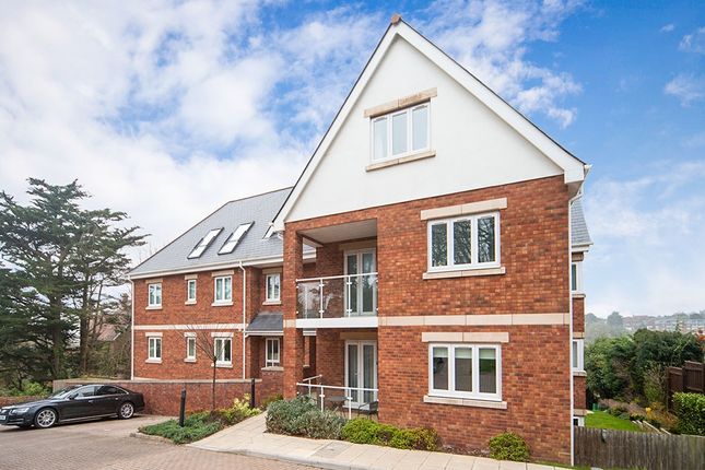 Flat to rent in Foxholes Hill, Exmouth, Devon EX8