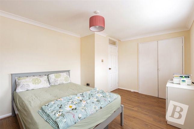 23, Clayburn Circle, Essex photo 4