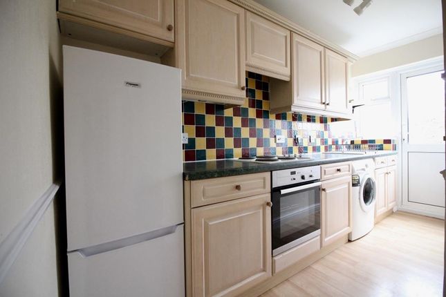 Thumbnail Flat to rent in Park Road, Hounslow