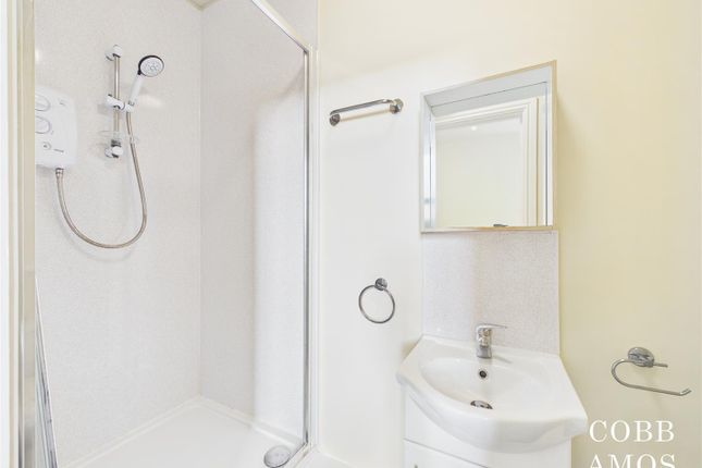Flat 1, 24, High Street, Leominster photo 3
