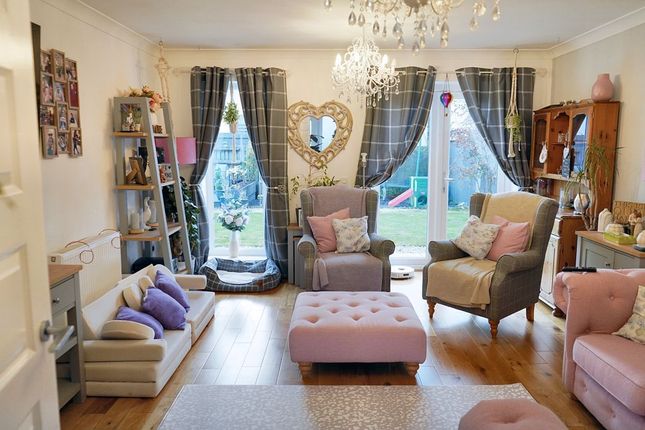18, David Allan Drive, Alloa photo 3