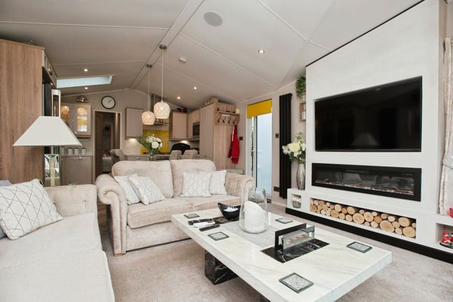 Piran Lodge,, White Cross, Cornwall photo 3