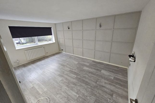 6, Cedar Court, St. Albans photo 2