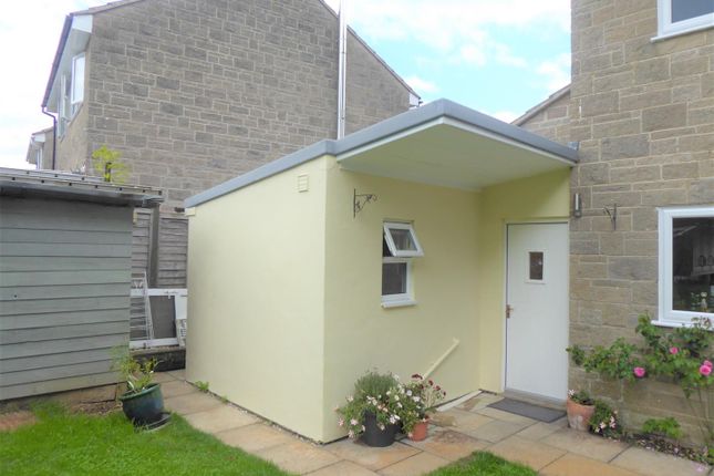 Thumbnail Flat to rent in Pond Close, Henstridge, Templecombe
