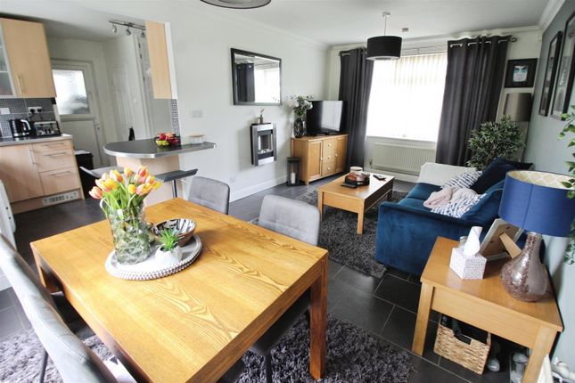 12, North Parkway, Leeds photo 4