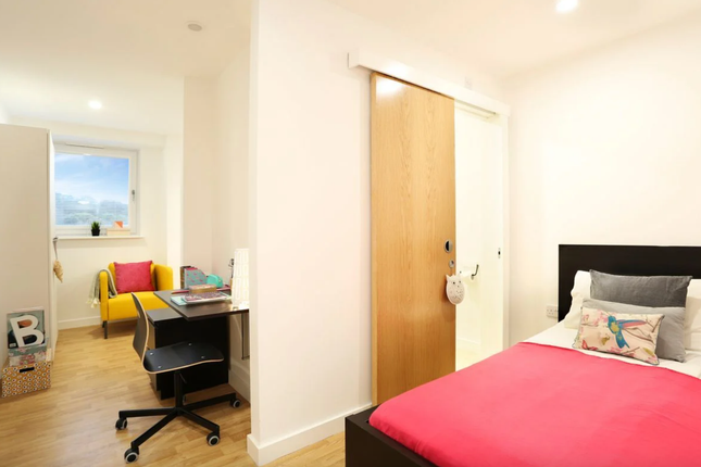 21, Keele House, The Midway, Newcastle photo 3