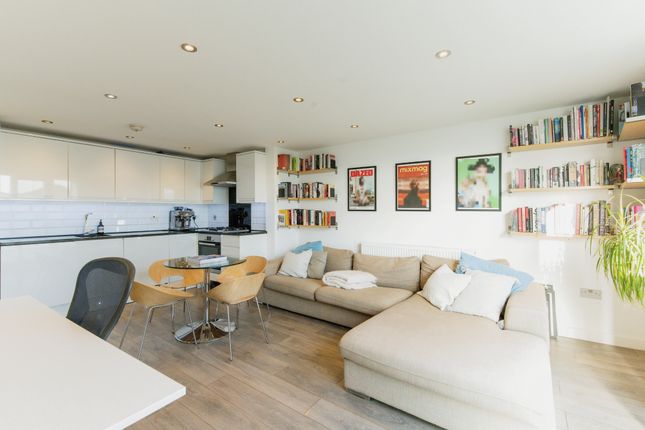 Thumbnail Flat for sale in East Dulwich Road, London