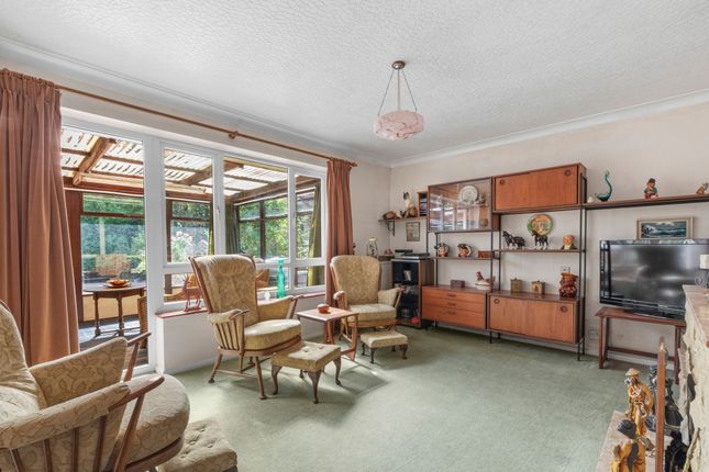 14 Wilfrids Wood Close, High Wycombe photo 5