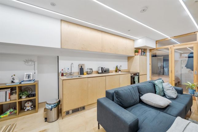 Kitchen/Reception