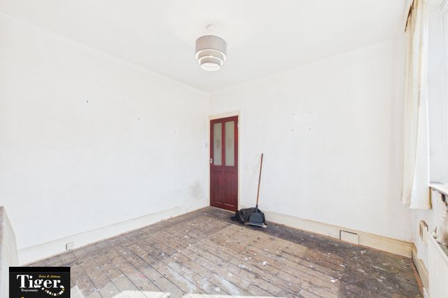 70, Lindsay Avenue, Blackpool photo 3