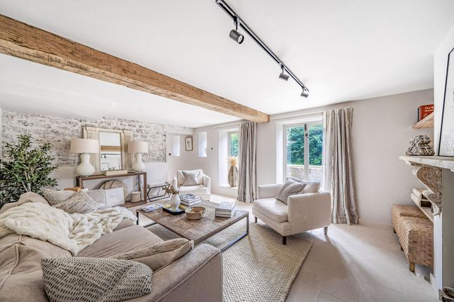 5 Plompton Square, Knaresborough photo 2