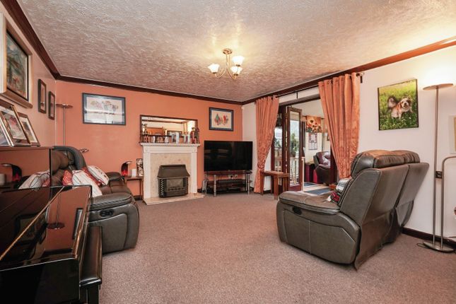 31, Primrose Drive, Ashford photo 3
