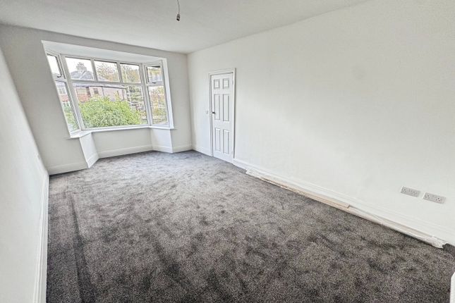 25, Parkwood Road, Shipley photo 2