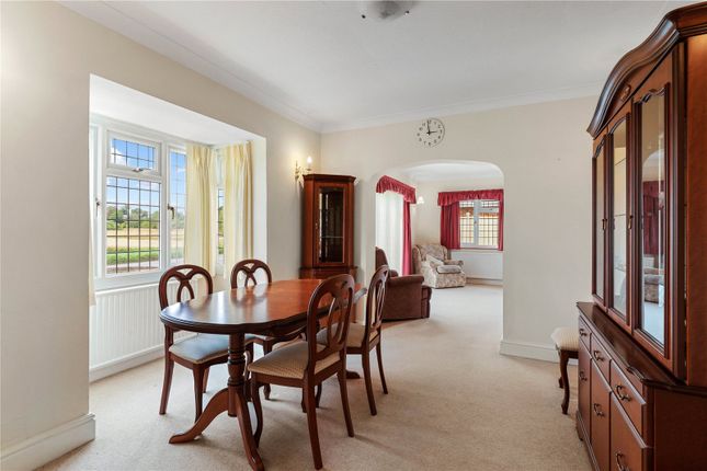 15, Radwinter Road, Nr Saffron Walden photo 4