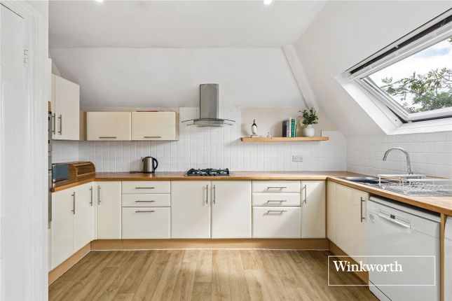 4D, Salisbury Avenue, London photo 2