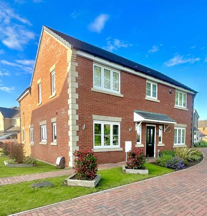 Thumbnail Detached house for sale in Harrier Way, Market Deeping, Peterborough