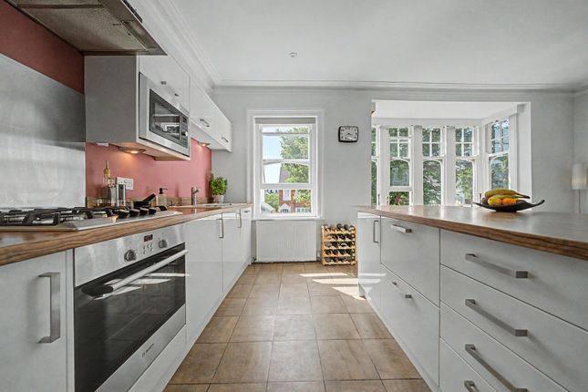 Upper Maisonette, 53, Sackville Gardens, Hove photo 4