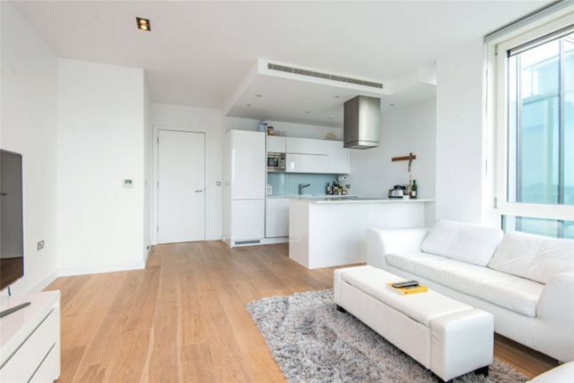 Flat to rent in Avantgarde Place, Shoreditch