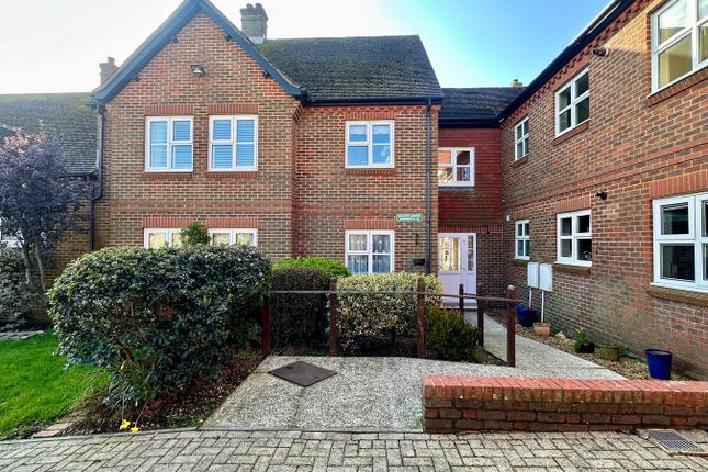 61, Rotherfield Avenue, Bexhill-on-Sea photo 2