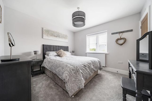 10 NEW WELLINGTON COURT, Upper Rissington, Cheltenham photo 3