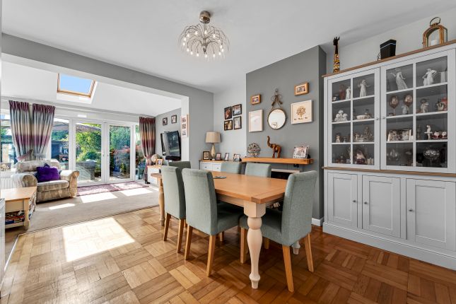 30, Fordbridge Road, Ashford photo 4