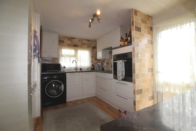 66 Arkley Park, Barnet Road, Barnet photo 3