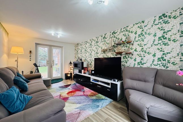 Bedivere Road, Crawley photo 4