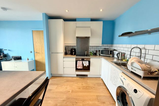 2, Spencer Way, LONDON photo 2