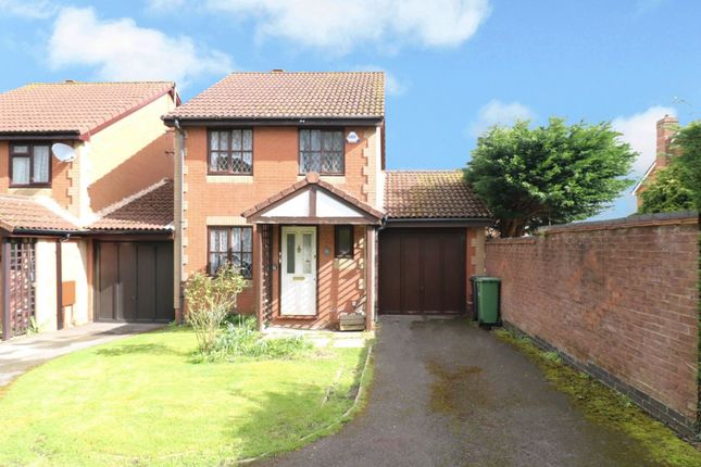 Link-detached house for sale in Lucerne Gardens, Hedge End