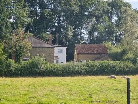 4 Bedroom Property With Land