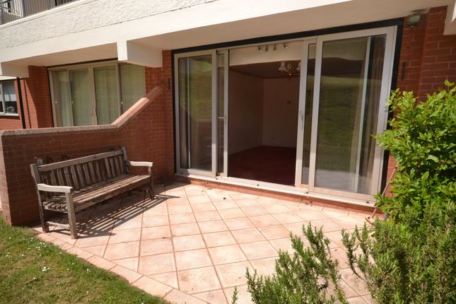 Flat 7, Redcliff Court,, Cliff Road, Devon photo 2