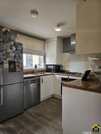 8, Pear Tree Leaze, Bristol photo 4
