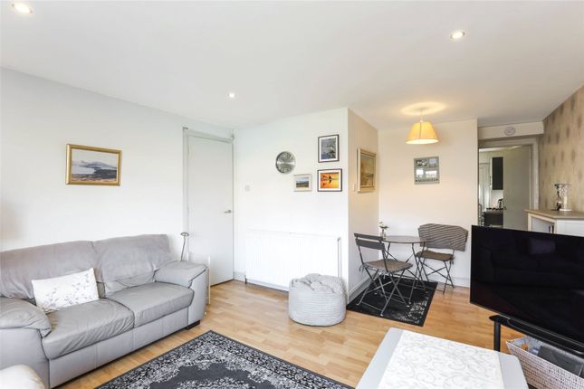 45, Findhorn Place, East Kilbride photo 4