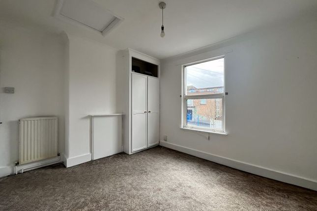 Terraced house for sale in Bynes Road, South Croydon