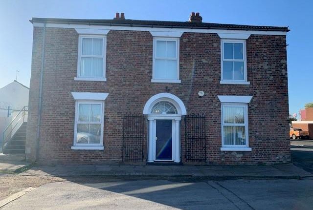 Office to let in First Floor, Flour Square, Grimsby, North East Lincolnshire