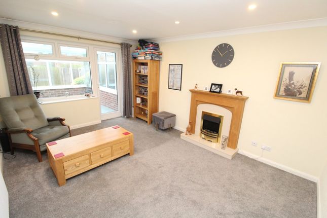 11, Earl Smith Close, Leicester photo 3