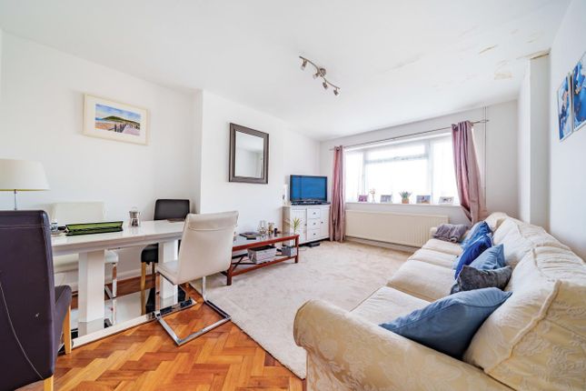 Thumbnail Flat for sale in Malcolm Court, Stanmore