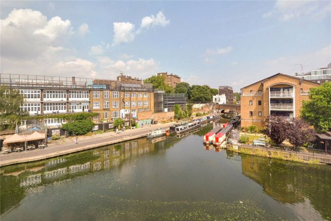 Flat for sale in Crystal Wharf, Graham Street
