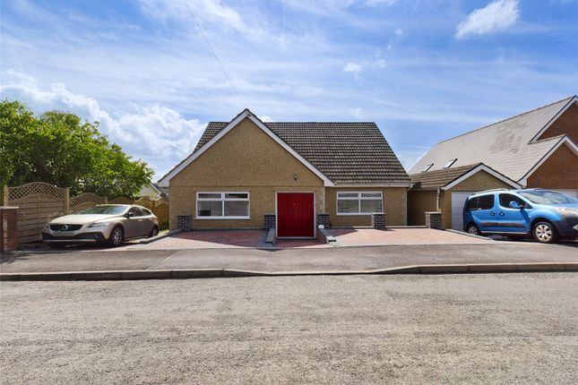 Thumbnail Bungalow for sale in Highlands Crescent, Beaufort, Ebbw Vale, Gwent