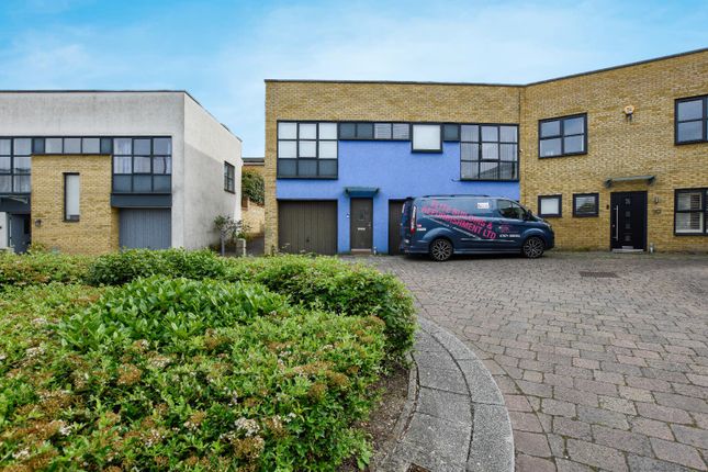 Thumbnail Mews house for sale in Courtyard Mews, Greenhithe, Kent