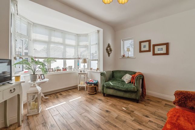 217, Westbourne Grove, Westcliff-on-sea photo 3