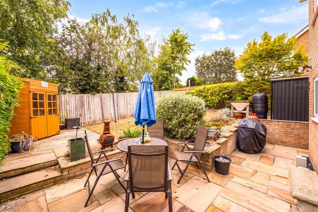 2, Frobisher Close, Weston-Super-Mare photo 2